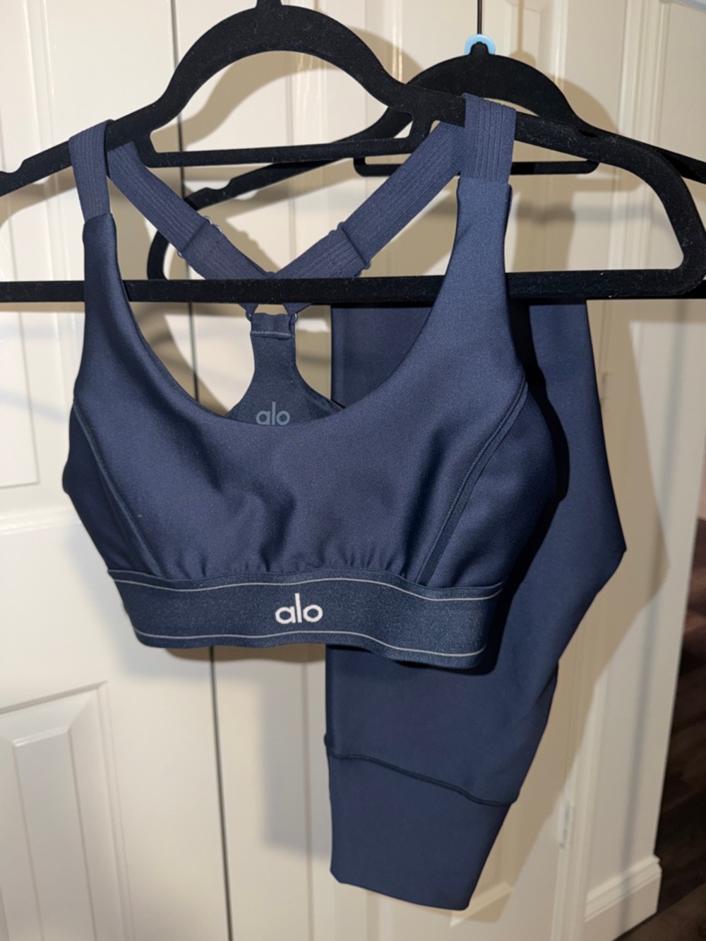 ALO Yoga Navy Strappy Sports Bra and Leggings Set
